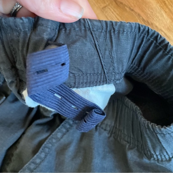 CHILDREN’S PLACE Boys Blacm Husky Cargo Shorts Waist Tighteners Size 18 - Picture 6 of 8